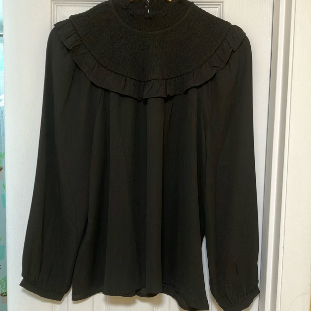 NWT - Ruffle Smocked Yoke Blouse by Ann Taylor Loft (ad photo) - Picture 2 of 5